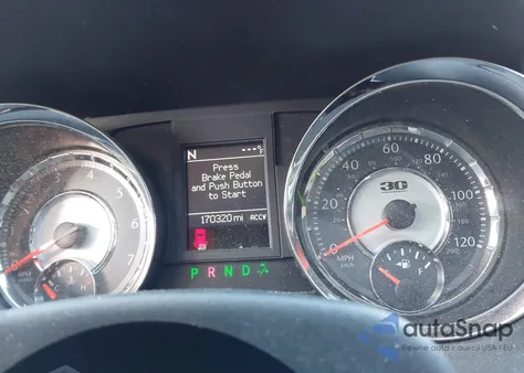 2014 Chrysler Town & Country Touring-L 30Th Anniversary z USA, uszkodzony, nr VIN 2C4RC1CG5ER367177